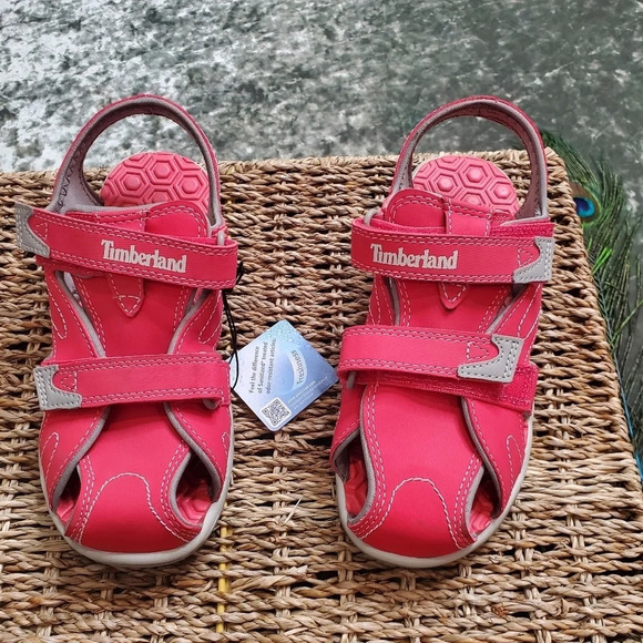 Timberland Mad River Closed Toe Sandal - Picture 1 of 6